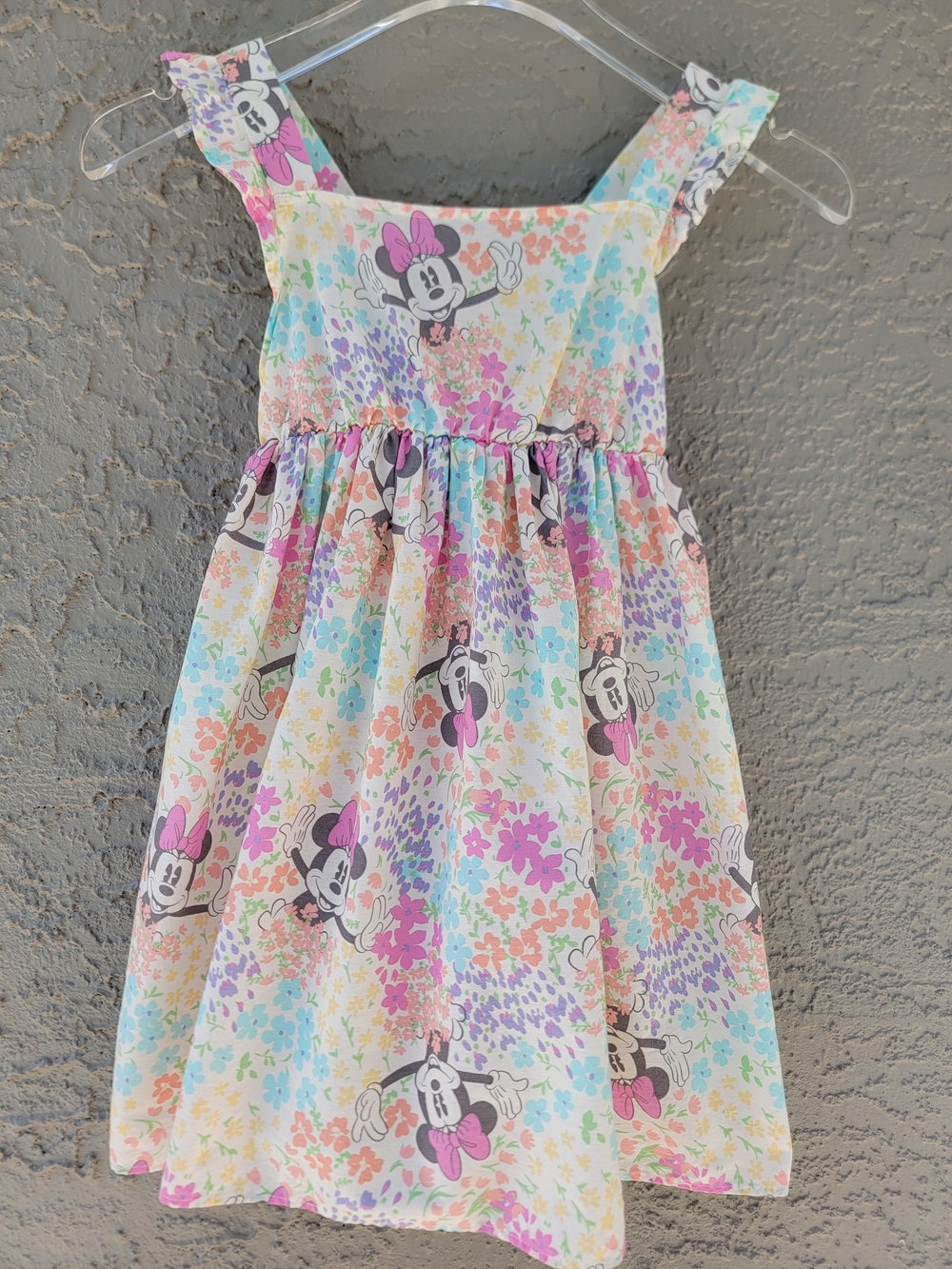 Disney Junior Minnie Mouse Floral summer Dress Size 5 Girls 100% cotton